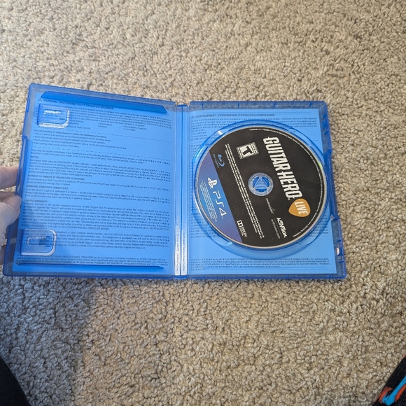 PS4 Guitar Hero Live - Picture 2 of 3